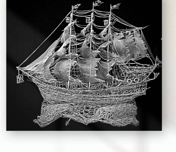 Sergey Shvetsov  e Silver Sail e Mix Media -  33x17x26 by Global Art League